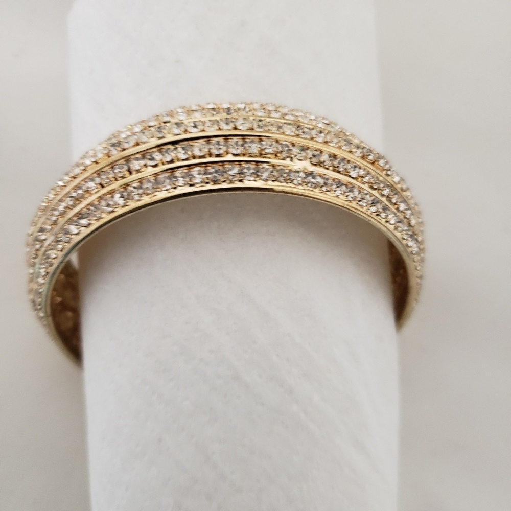 Golden Bangle - Picture 4 of 5